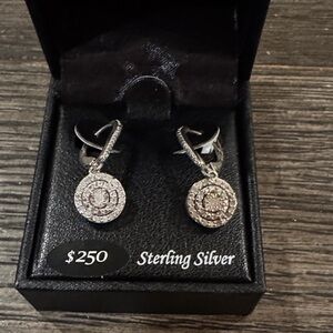 Diamond circle leverback earrings 1/4 ct (tw) in sterling silver nwt box